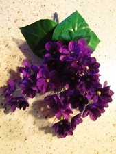 Vintage Millinery Flower Old Fashioned Lilac Bouquet or Corsage Purple Y312