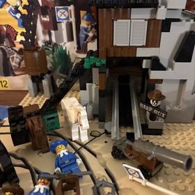 LEGO System: Bandit's Secret Hideout (6761) 99% Complete W/ Box & Instructions