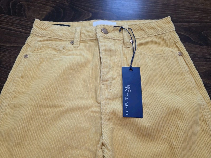 New HABITUAL GIRL High Rise Wide Leg  Cordoroy Jeans Pants SIZE 12 NWT Yellow