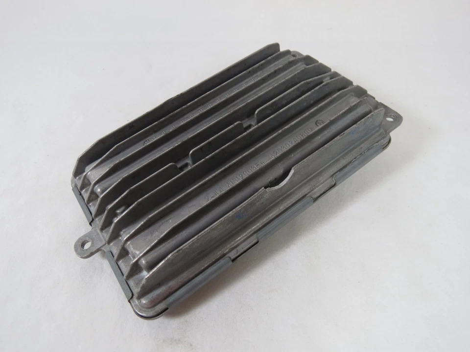 Оригинальный блок управления светодиодным модулем балластом ксеноновой ксеноновой фары BMW 63117354974 - Изображение 4 из 4