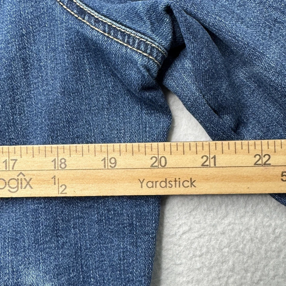 Jaqueta Karl Lagerfeld Paris Feminina Extra Grande Azul Denim Caminhoneiro Desgastado Elástico - Imagem 4 de 4