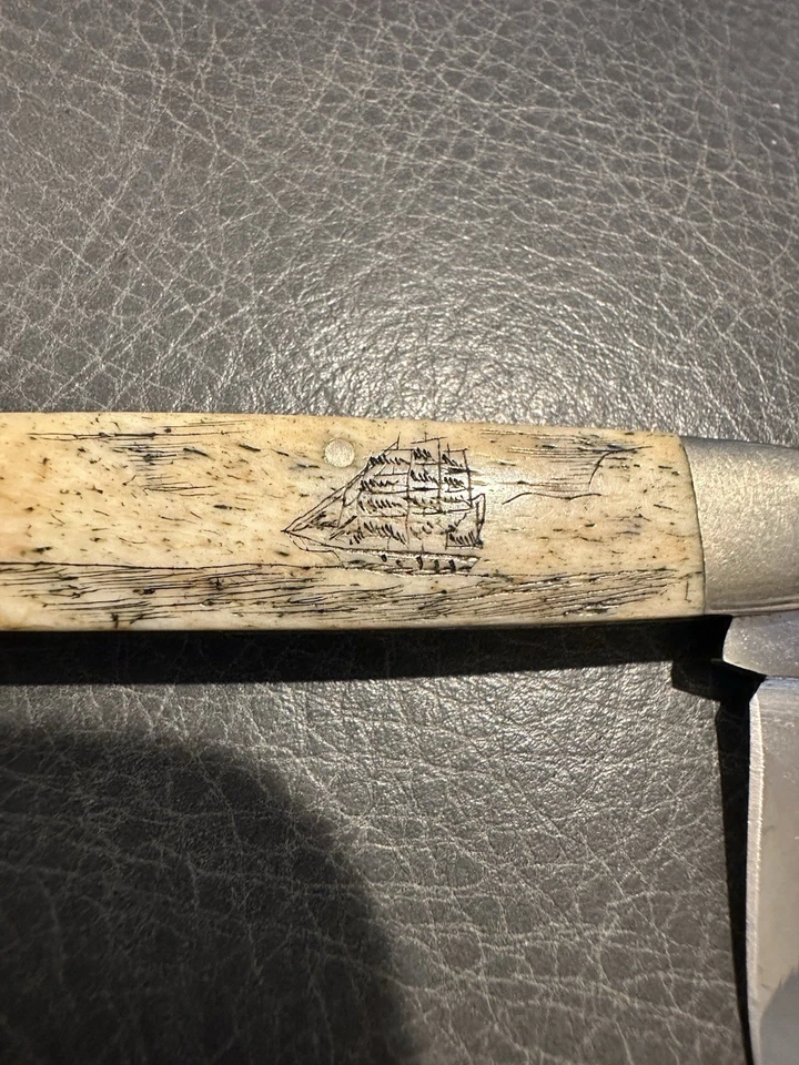 Navaja de Bolsillo Scrimshaw Charles W Morgan De Colección 3 Pulgadas Hecha en Estados Unidos Foto 4 de 4