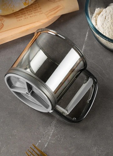 Kitchen Flour Sieve Handheld Semi-automatic Sugar Sifter Powder Cup Making Tool - Picture 13 of 24