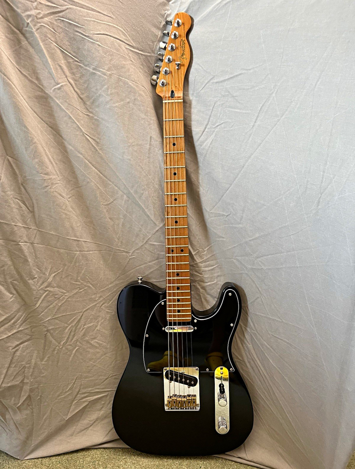 Fender Player Telecaster MIM black solid body maple neck w/ hard case