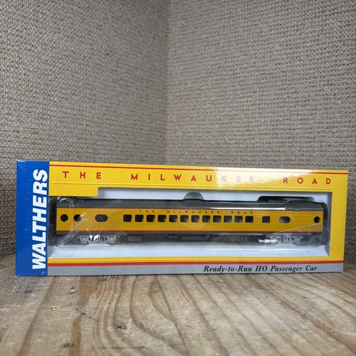 Autocar Walthers HO 932-9281 Hiawatha 52 asientos (serie 535) Milw Rd 52 asientos | Zustand: New