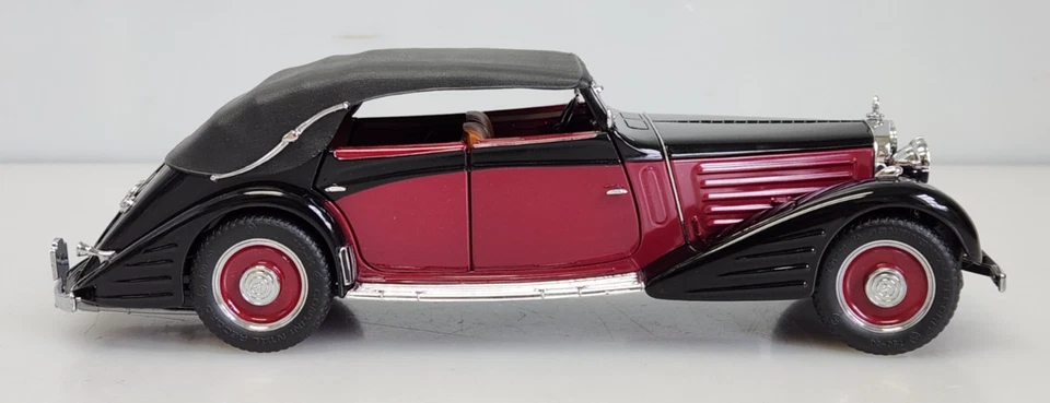 Franklin Mint 1939 Maybach Zeppelin 1:24 Scale Die Cast Model 2001 Limited 3,500 - Image 2 of 4