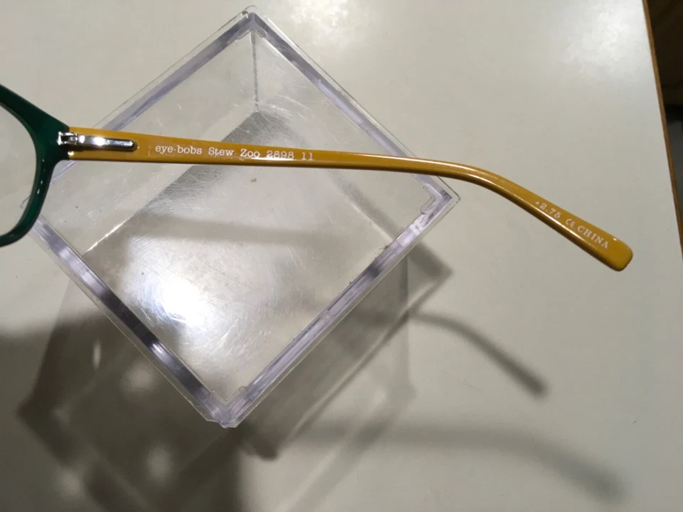 2,75 Stew Zoo eyebrobs lectores verdes y dorados 2898-11 ¿Alguien dijo empacadores? Foto 2 de 3