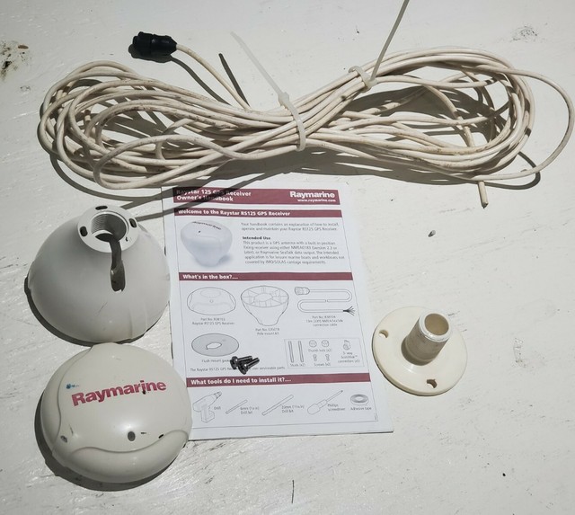 Raymarine Raystar 125 Rs125 GPS Antenna Receiver With Cable for sale