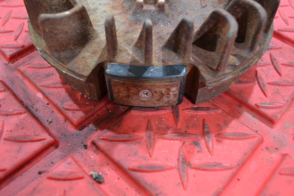 John Deere 14SB 4.5 HP Engine OEM Flywheel - Image 2 of 4