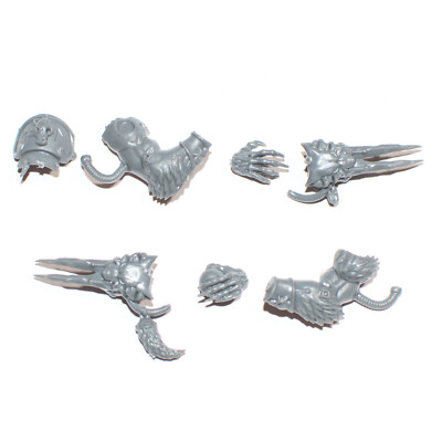 Warhammer 40K Space Wolves Wulfen Frost Claws C [Bits]