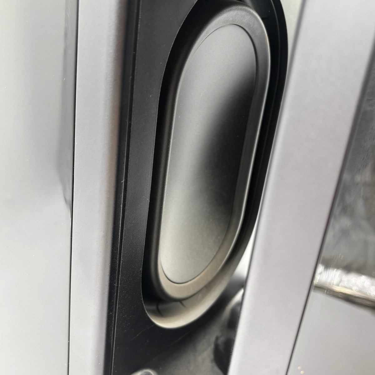 Sonos Gen 2 Sub Wireless Wi-fi Home Theater Powered Subwoofer