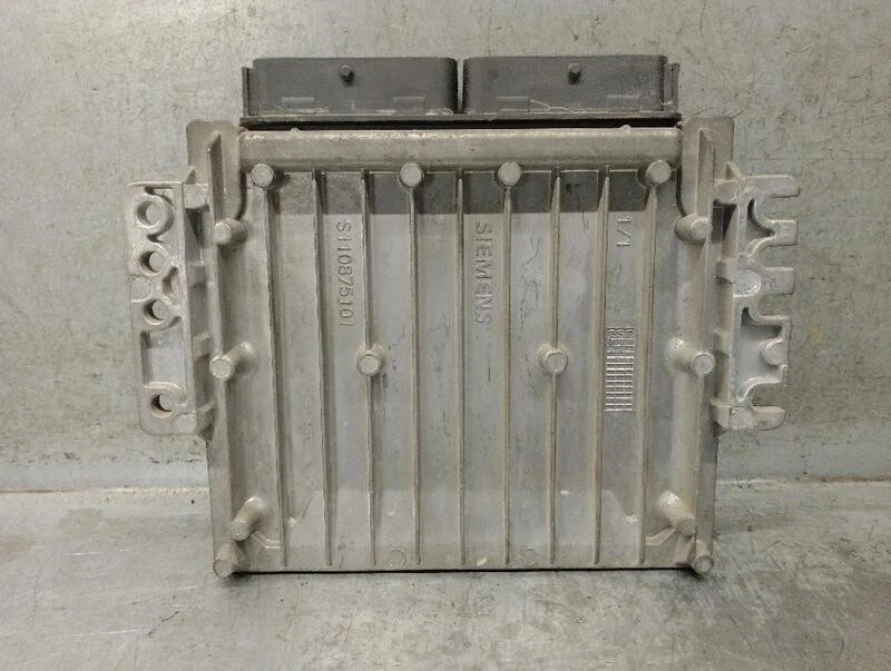 8200214973 centralina motore per RENAULT SCENIC I MONOSPACE (JA0 1 FA0 ) 5240528 - Immagine 2 di 4