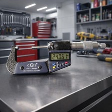 Image of Digital External Micrometer 25-50mm/1-2 With Carry Box BDM1050