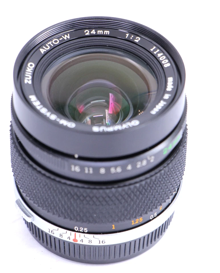 Olympus Zuiko 24mm f2 MC Auto-W OM Japan 24/2 Late Lens free US ship Fast Mint- - Image 2 of 4