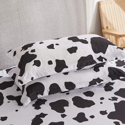 Soft Brushed Microfiber Kids Cow Twin Sheet Set - Includes 3 Essential Pieces - Picture 5 of 8