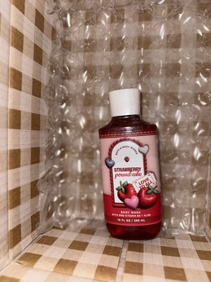Bath & Body Works Strawberry Pound Cake Body Wash     10 Fl Oz