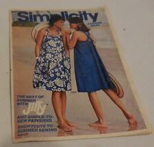 1 Simplicity Fashion News August 1976 Patterns Sewing booklet book paperback VTG