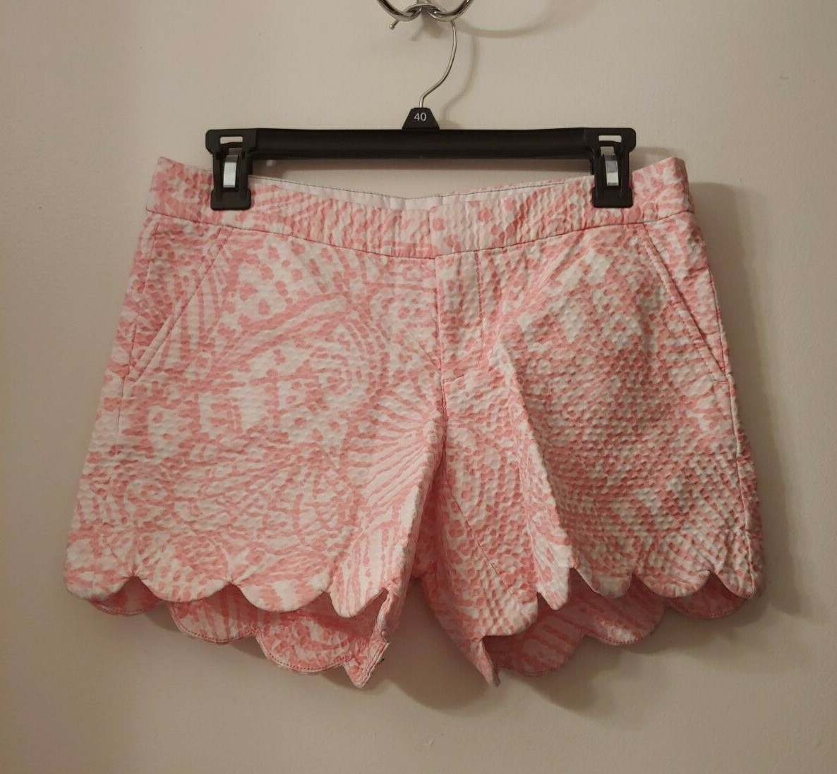 Lilly Pulitzer The Buttercup Short Hubba Bubba Coral and White Sea Shells Size 0