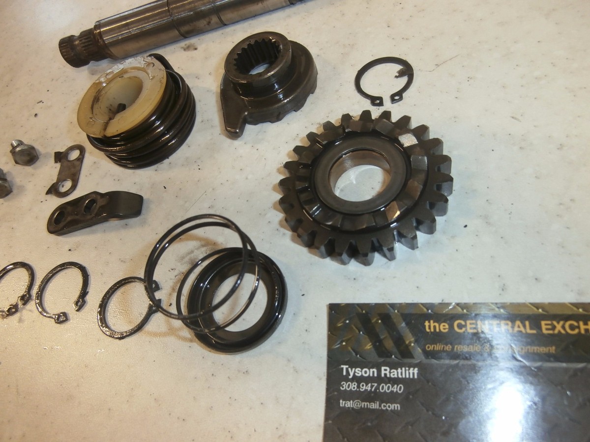 77 Kawasaki KZ400 KZ 400 D4 Genuine Kickstarter Gear Shaft Spindle
