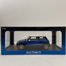 AUTOart 1/18 MINI COOPER 2006 AUTOart BMW Mini Cooper Lightning Blue Metallic