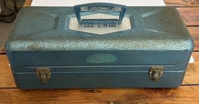 Old Pal Vintage Metal Fish Fishing Tackle Handle Box 19'' Litiz Pennsylvania USA