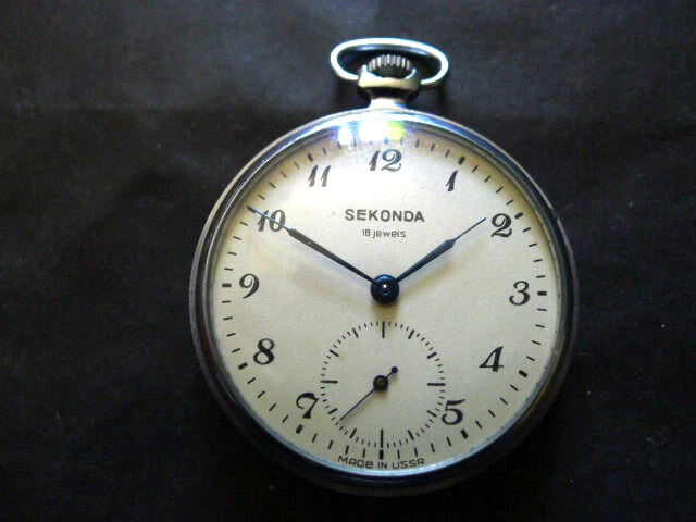 Reloj Bolsillo Sekonda 18J Caja Cromada Caballeros Frente Abierto Cuerda Manual .45mm. TLC.