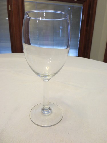 Set of 4 Multi-Sided Stem 7 1/4” Clear Water Goblets - Picture 4 of 5