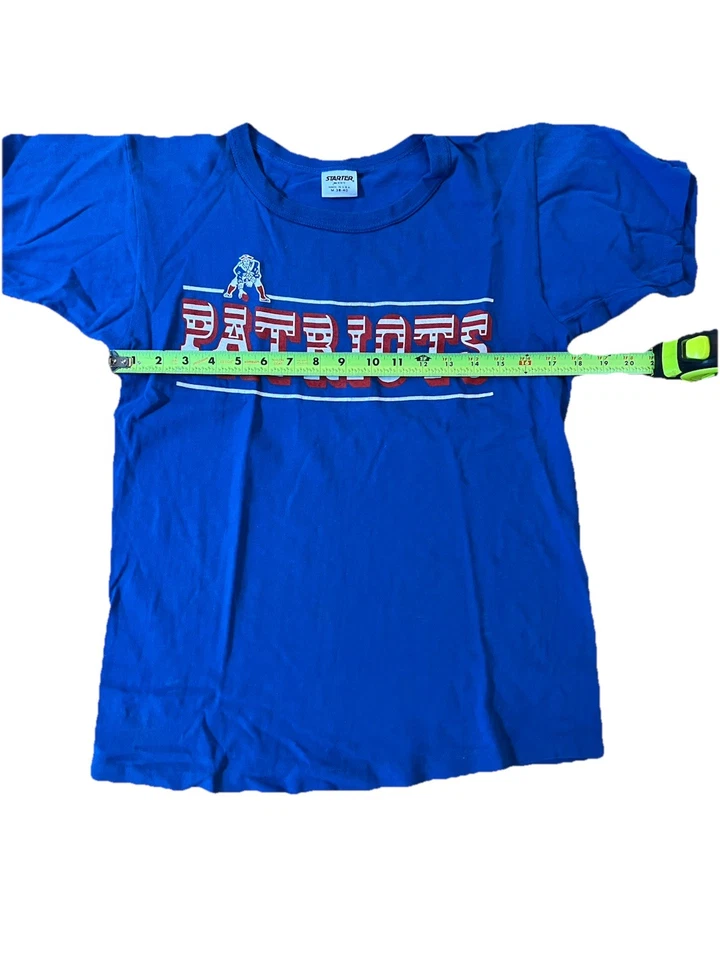 Camiseta Starter New England Patriots en azul con gráficos rojos y blancos Foto 2 de 4