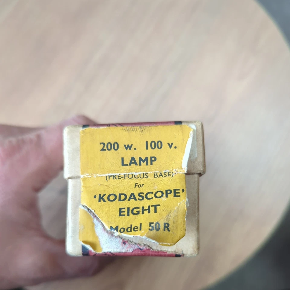 Vintage Kodak Kodascope Eight Model 50R Projection Lamp Bulb Boxed - Image 4 of 4