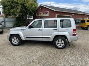 2012 Jeep Liberty SPORT 4WD