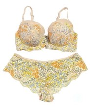 Victorias Secret Dream Angels Set Lined Demi Lace Bra 32D  Cheeky Panty Small
