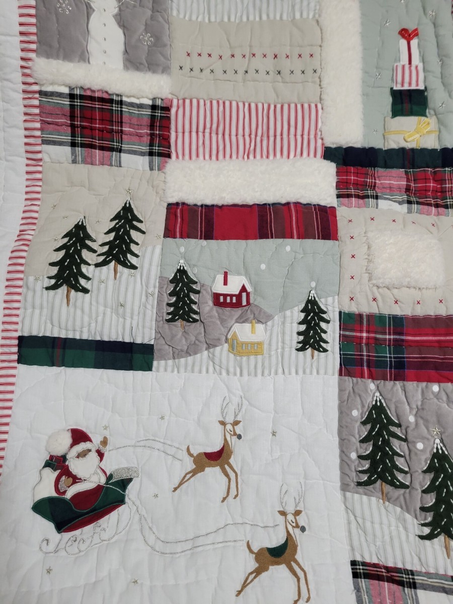 Pottery Barn Kids Holiday Heritage Tan Santa Toddler Quilt 36