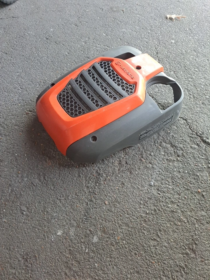 Cubierta de repuesto para cortacésped Husqvarna Foto 3 de 4