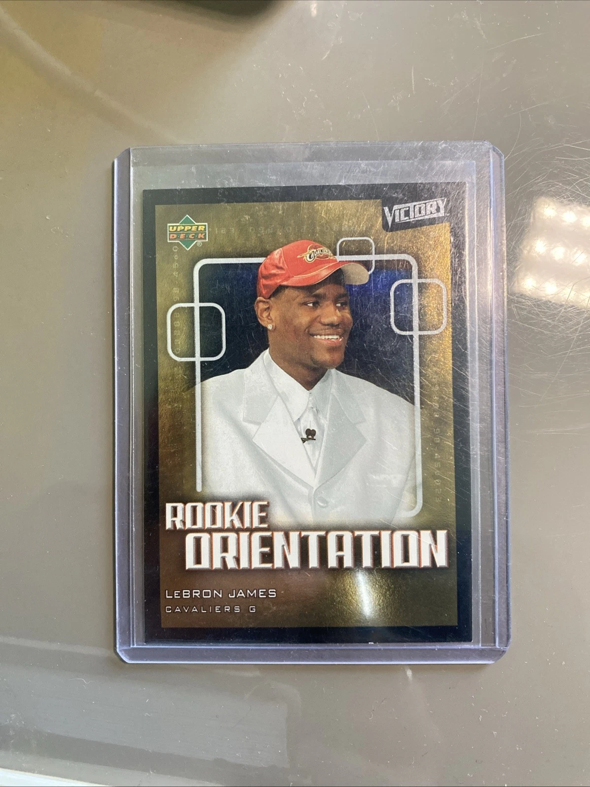 2003-04 Upper Deck Victory Rookie Orientation LeBron James   (RC)