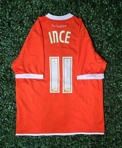 Blackpool "Tom Ince" 2013/2015 Home Shirt (Size L)