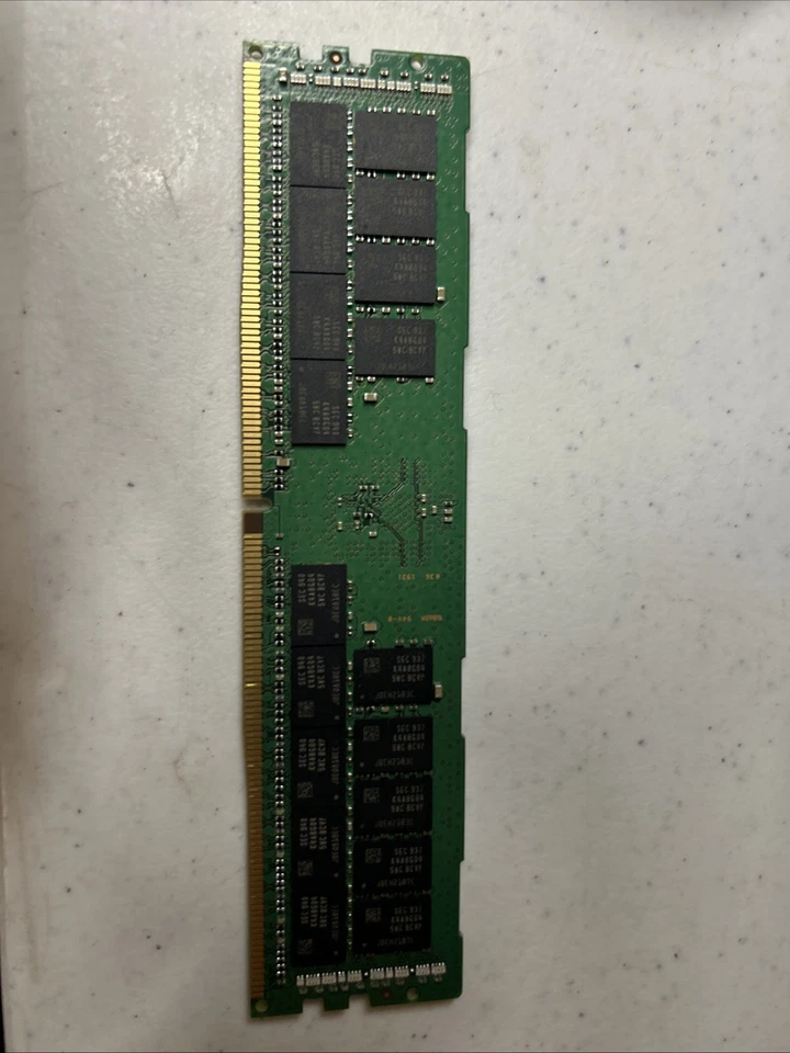 Memoria de servidor 32 GB DDR4-2933 RDIMM ECC 2Rx4 Foto 2 de 2