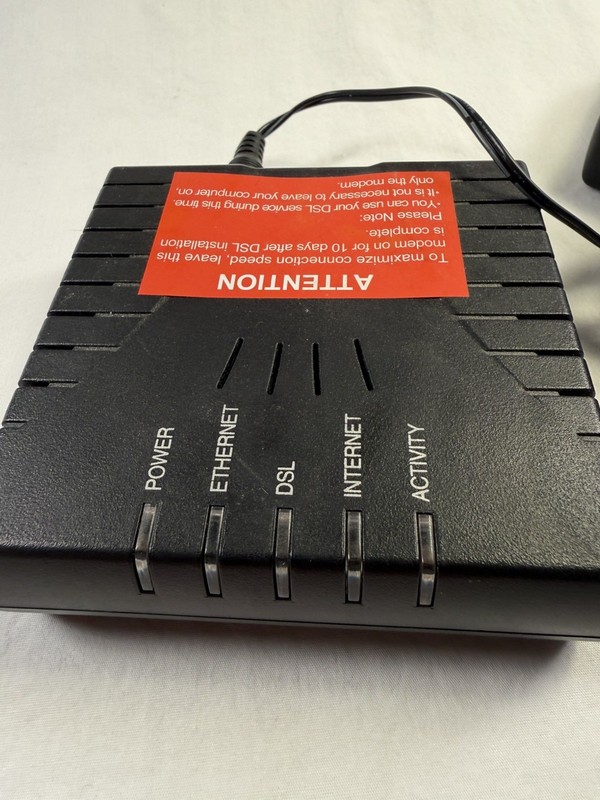 Westell F90-610015 -06 ADSL2+ Modem