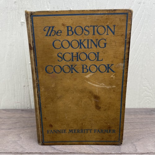The Boston Cooking School Cook Book by Fannie Merritt Farmer 1943 Edition HC - Picture 6 of 10