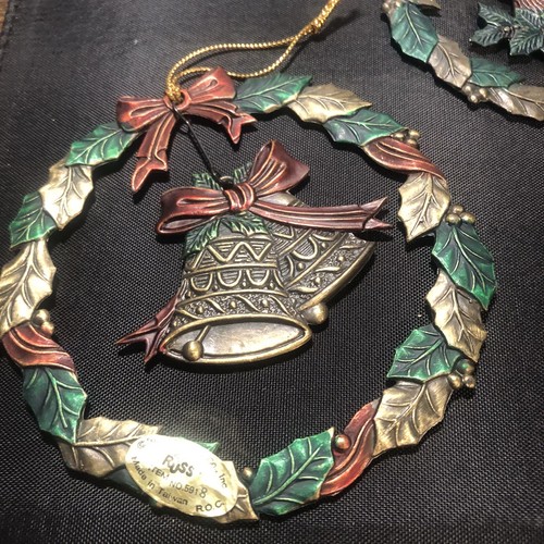 Vintage Russ Berrie Christmas Wreath Ornament Heirloom Collection Metal Lot/5 - Picture 3 of 9