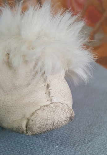 Antique Native American Fur Lined Beaded Children’s Shoes Moccasins - Picture 11 of 13