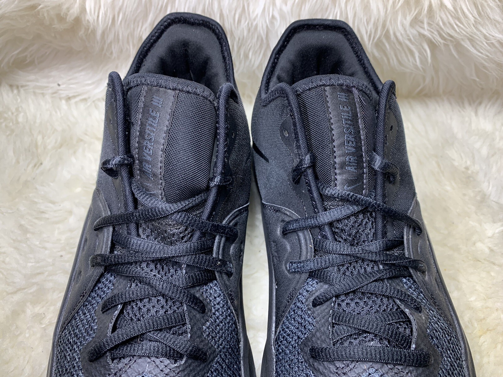 nike nike air versitile iii