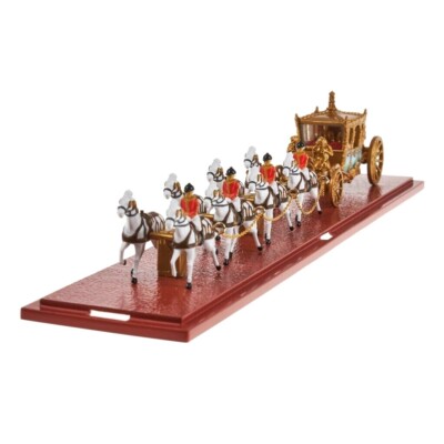 Matchbox Collectors 1762 Gold State Coach 2023 King Charles III