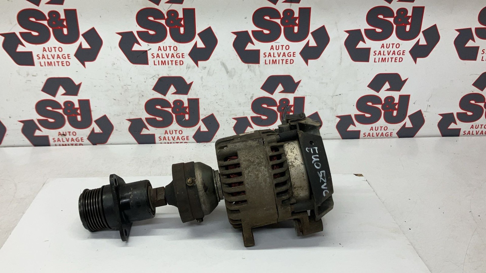 Alternador diésel Ford Transit Connect 2002-2013 1,8 con polea de ralentí 2T1UAM