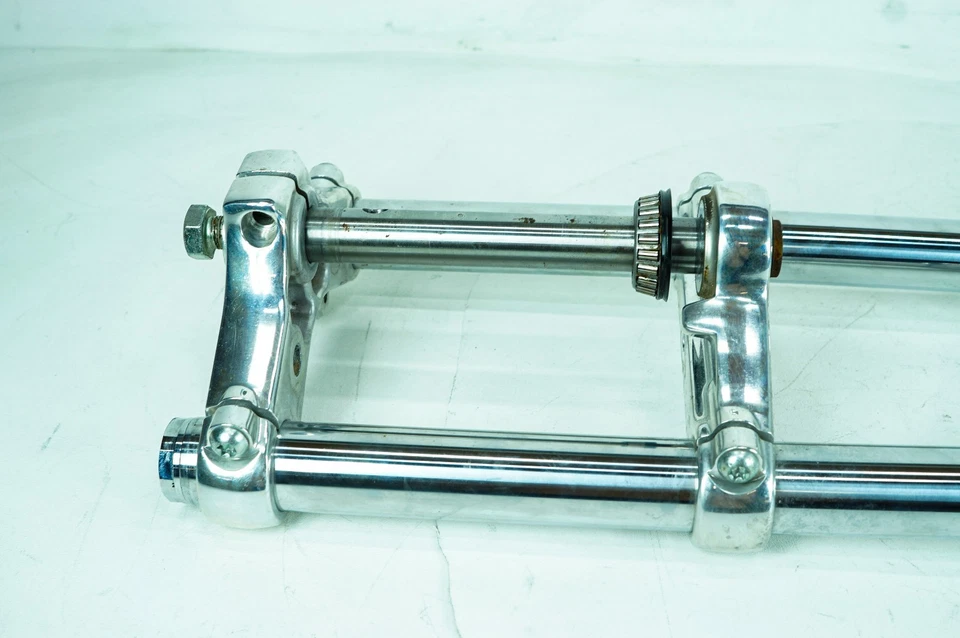 07 Harley Sportster Custom 883 Horquilla Delantera Triple Árbol Izquierda Derecha Pata Deslizante 1352 Foto 2 de 4