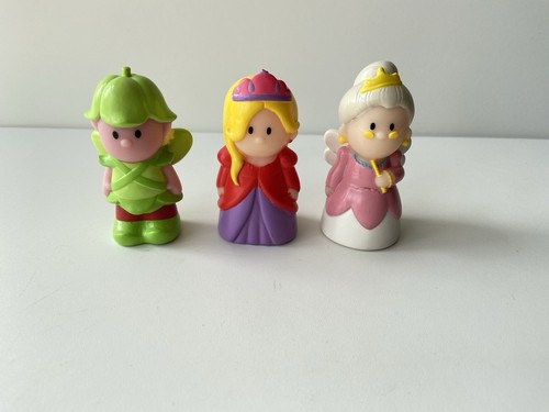 ELC Happyland Fairy Flower House With 3 Figures & Accessories - Picture 2 of 15