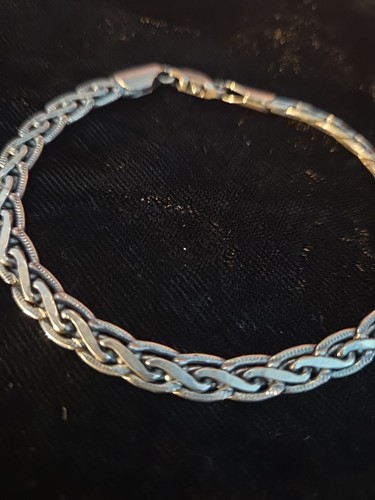 Vintage JC silver tone woven bracelet fancy edge - Picture 2 of 5