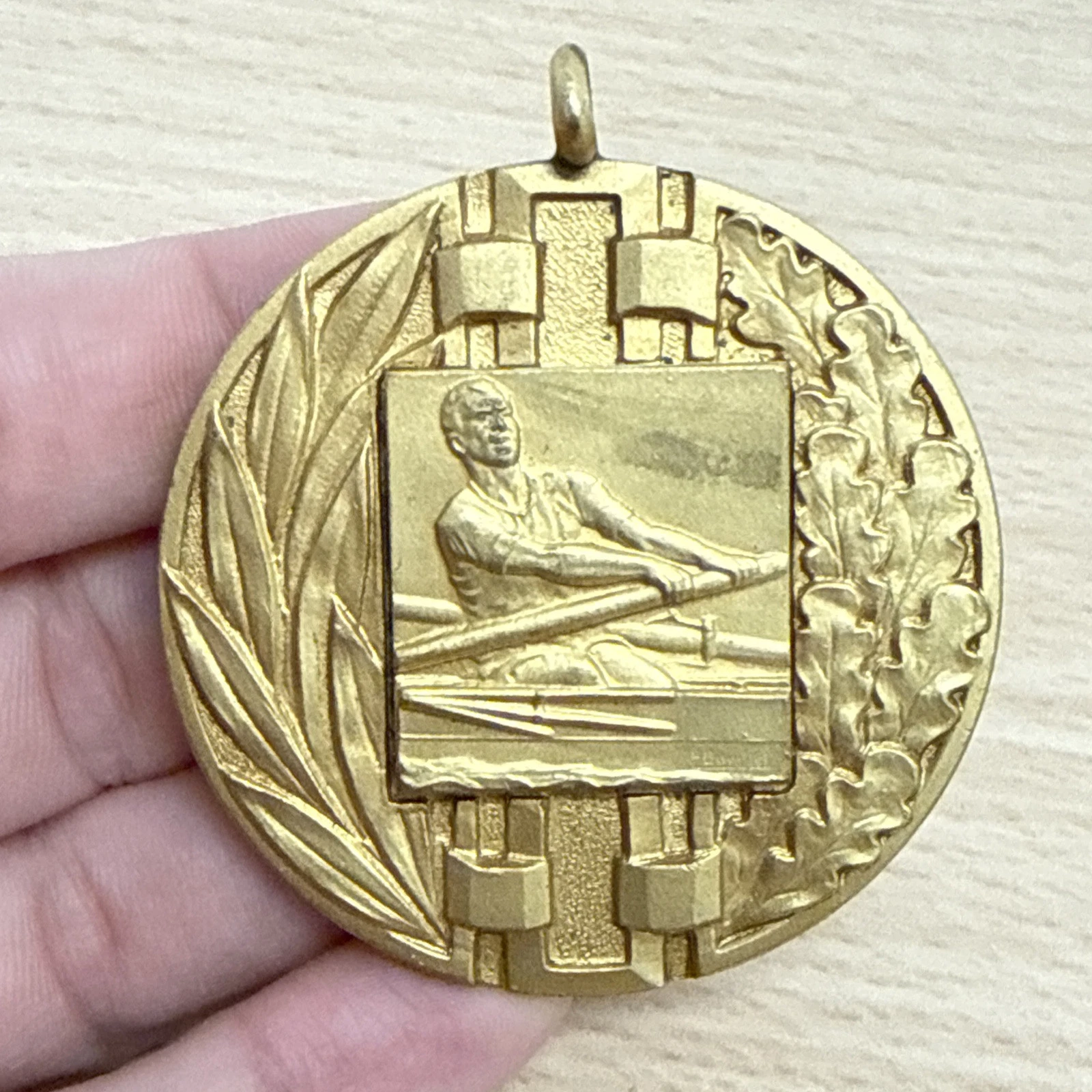 Médaille Pendentif A.S.M Circuit Des Îles Sport