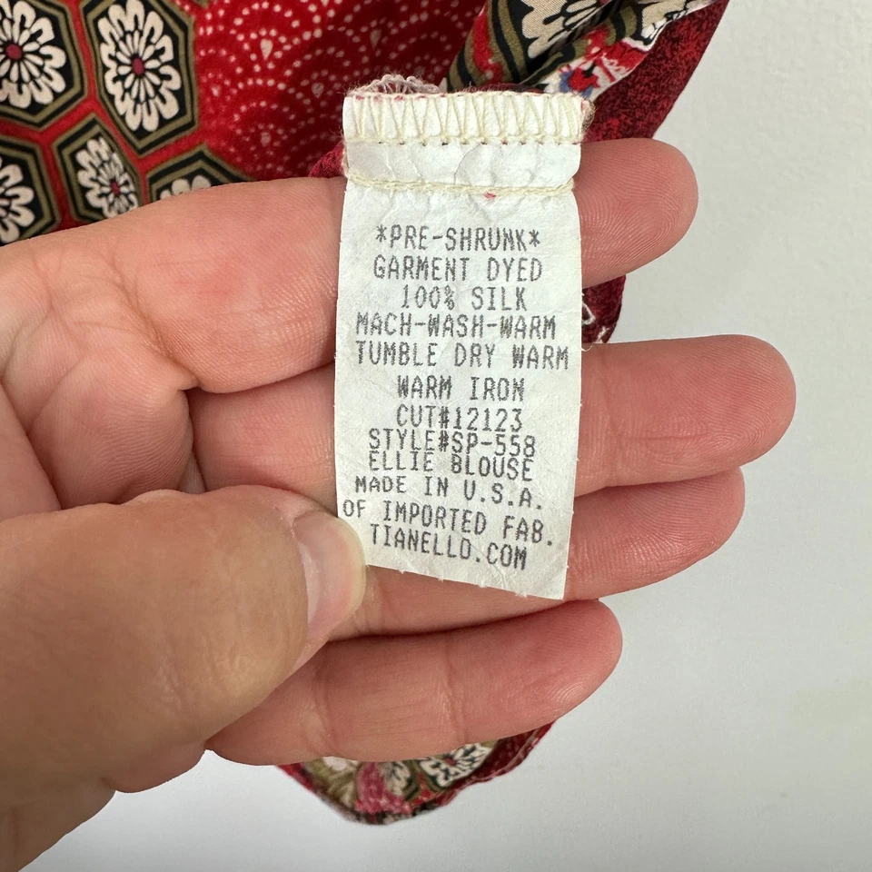 Tianello Silk Blouse M Red Floral Art to Wear Boho Luxe Y2K Artsy Eclectic Indie - Image 3 of 4