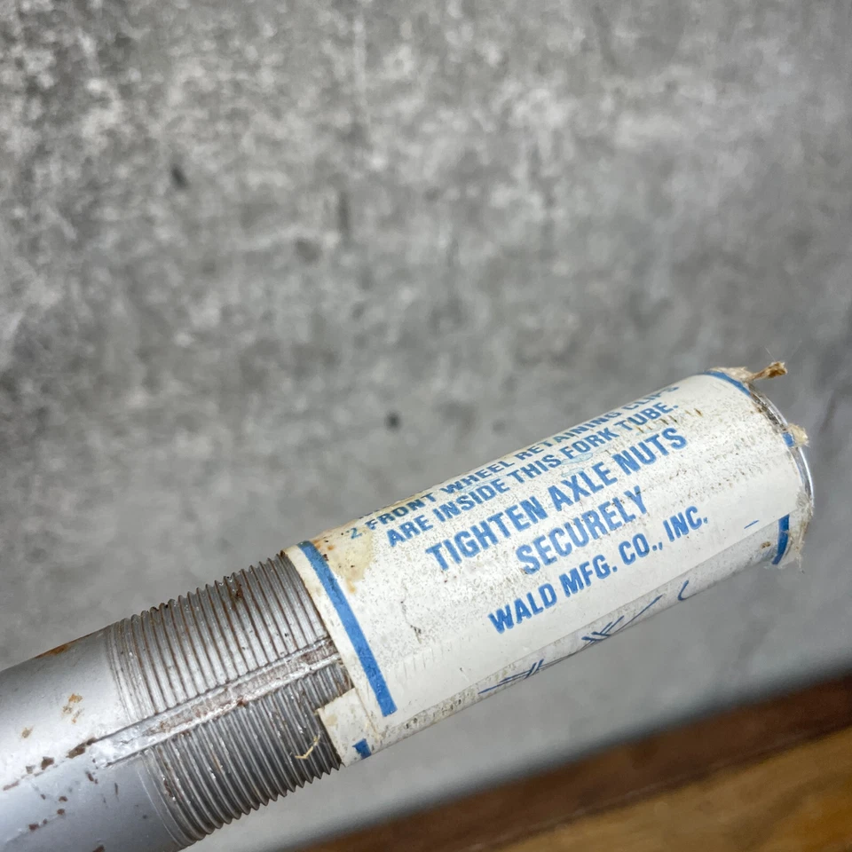 Wald 26 in Fork 1 in Threaded NOS Replacement Cruiser Silver 8 70s 60s Biplane - Image 2 of 4