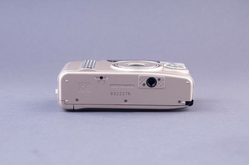 Samsung VEGA 70 D 35mm Point&Shoot Film Camera - Picture 9 of 10